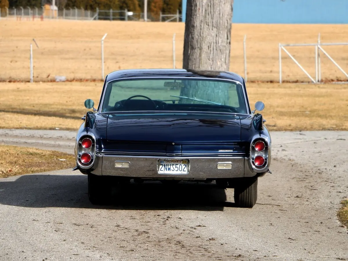 Cadillac Eldorado IV Рестайлинг Седан-хардтоп Brougham — сүрөт 4