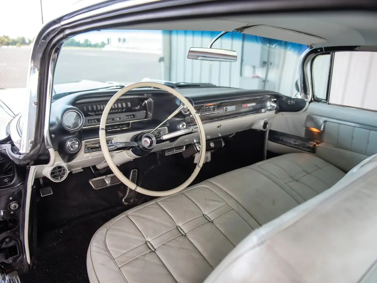 Cadillac Eldorado IV Рестайлинг Купе-хардтоп Seville — сүрөт 3