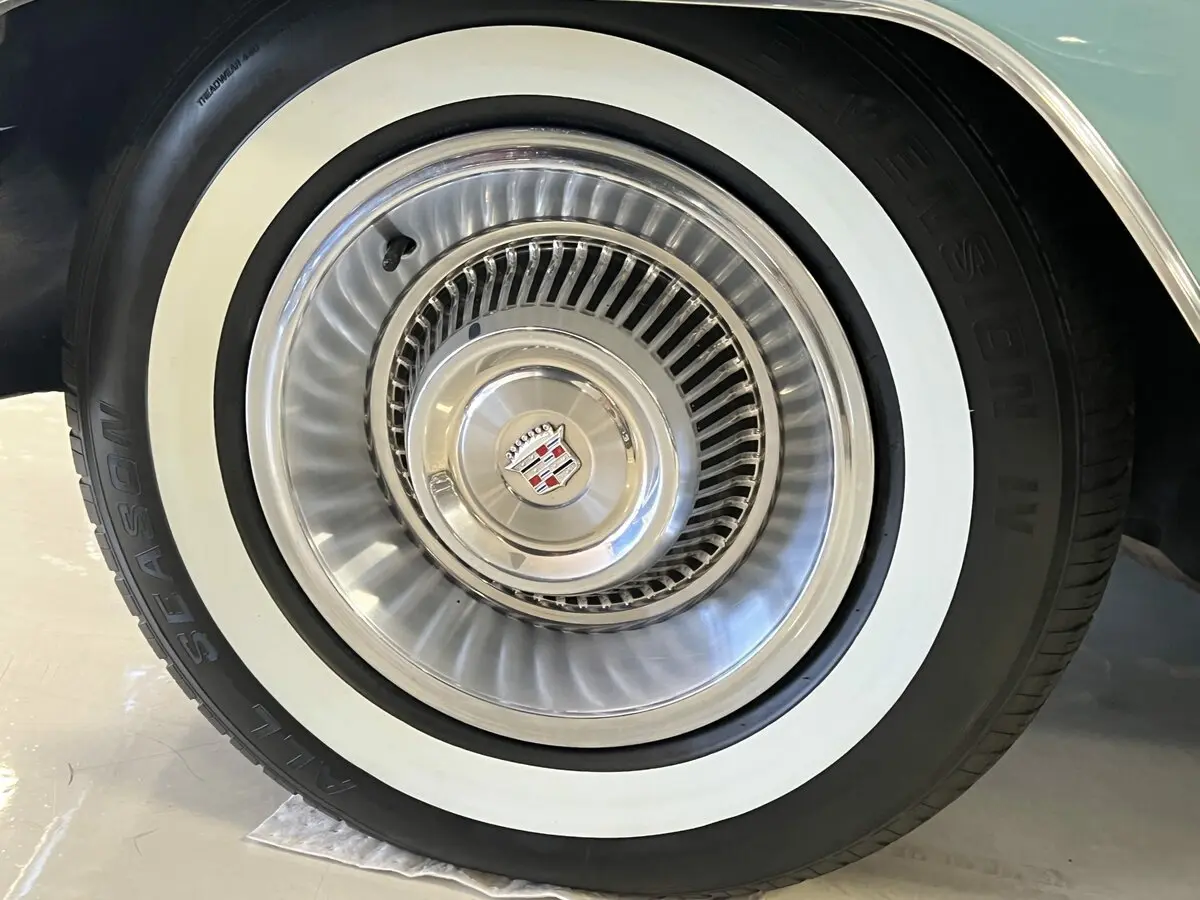 Cadillac Eldorado VI Рестайлинг Кабриолет Biarritz — сүрөт 10