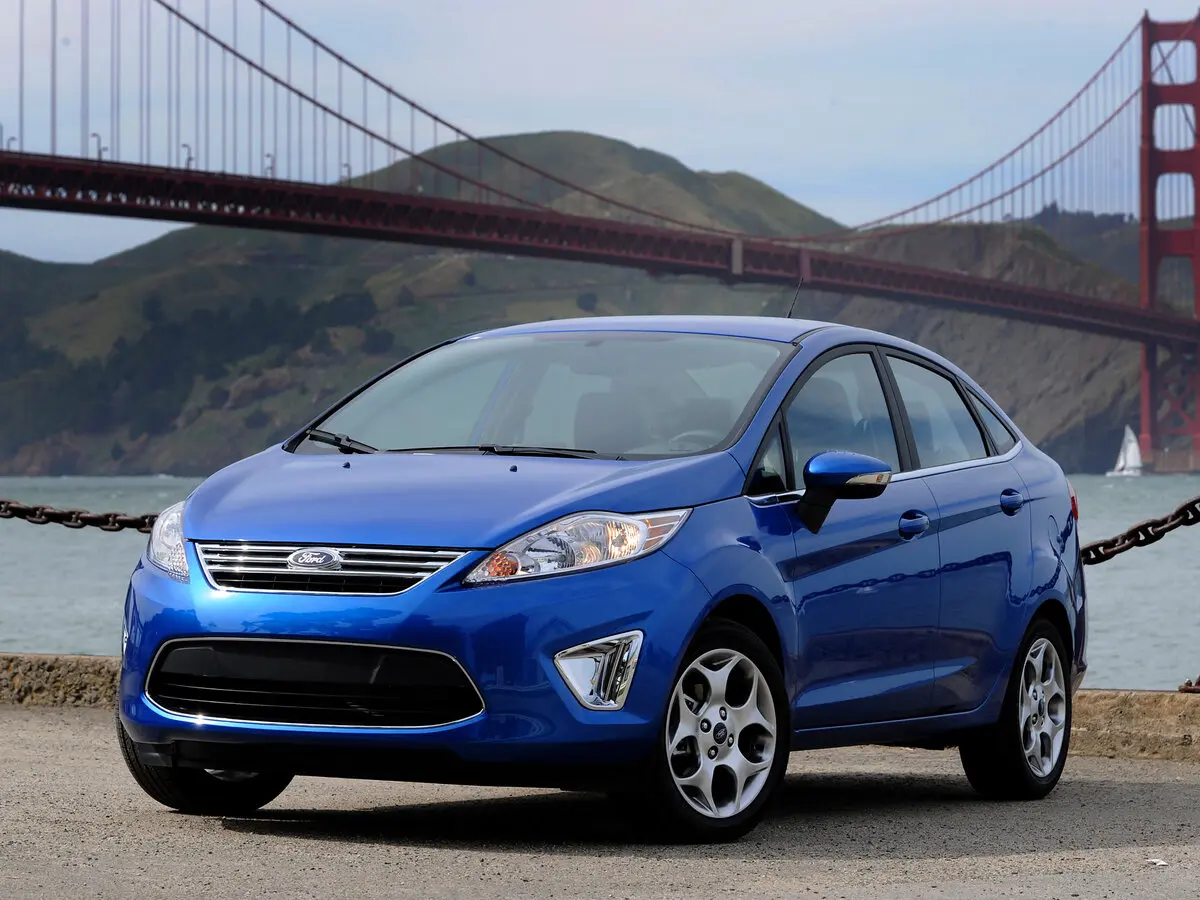 Ford Fiesta Mk6 Седан