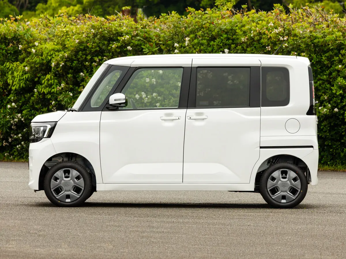 Mitsubishi eK Space III Микровэн — сүрөт 2