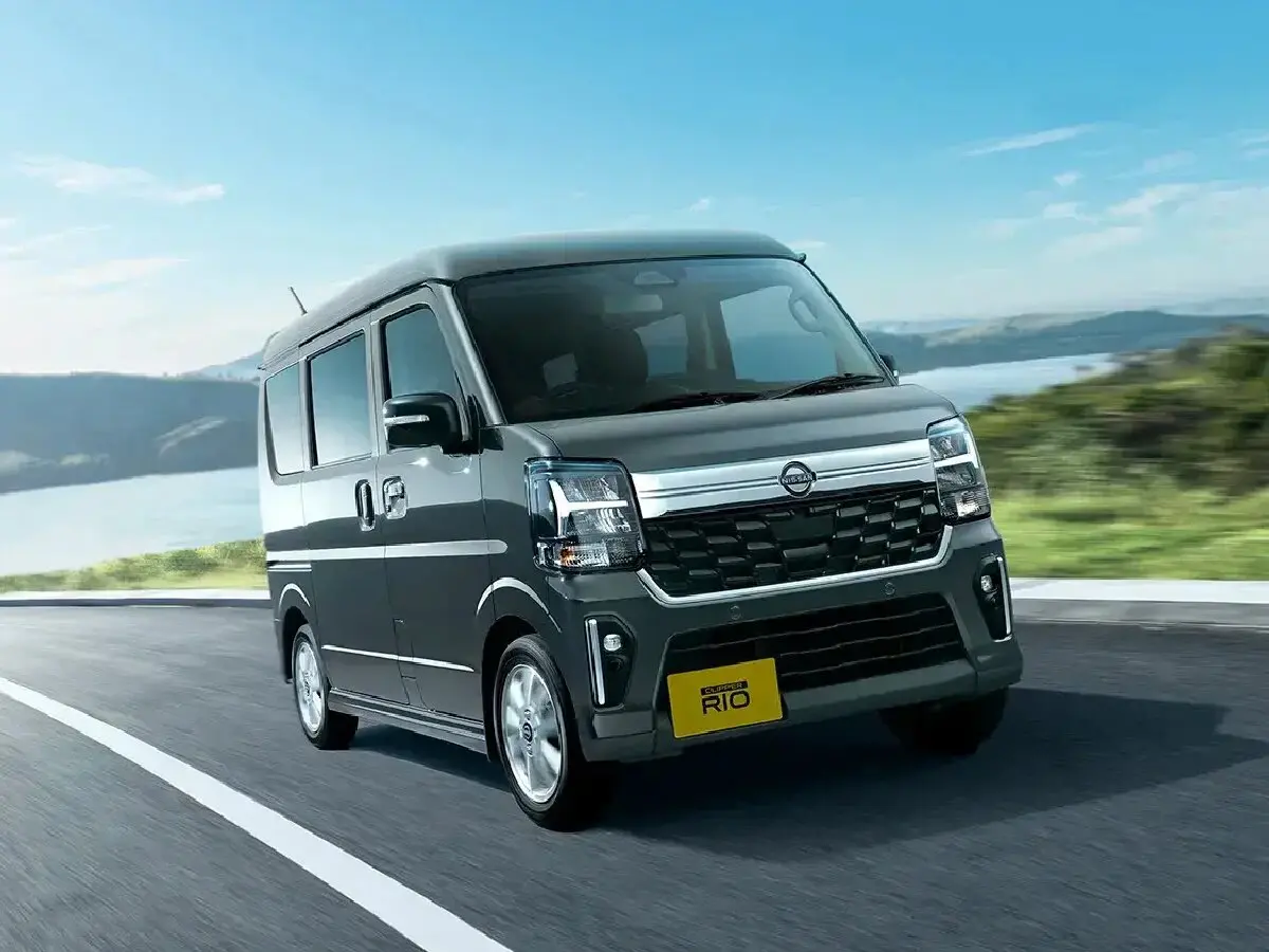 Nissan NV100 Clipper III Рестайлинг Минивэн — сүрөт 2