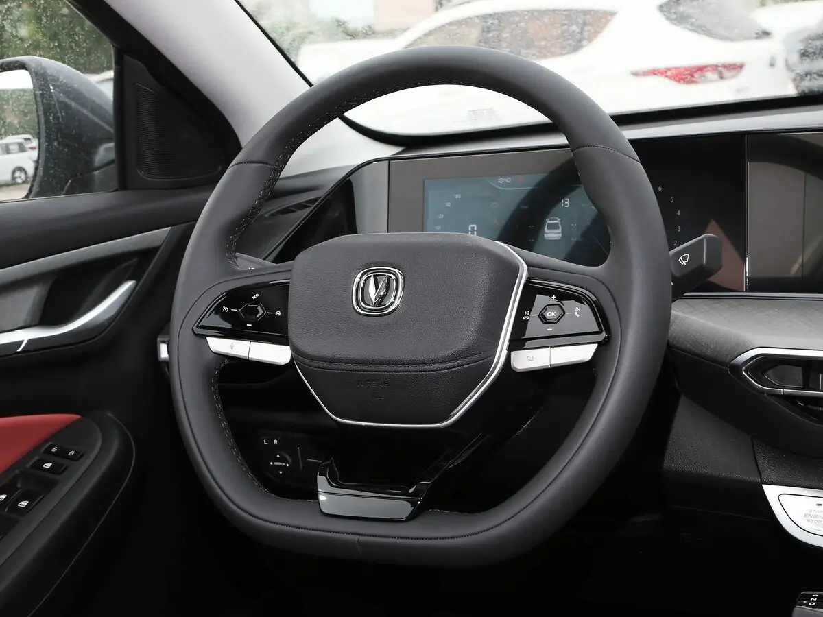 Changan Eado Plus I Рестайлинг Седан — сүрөт 10