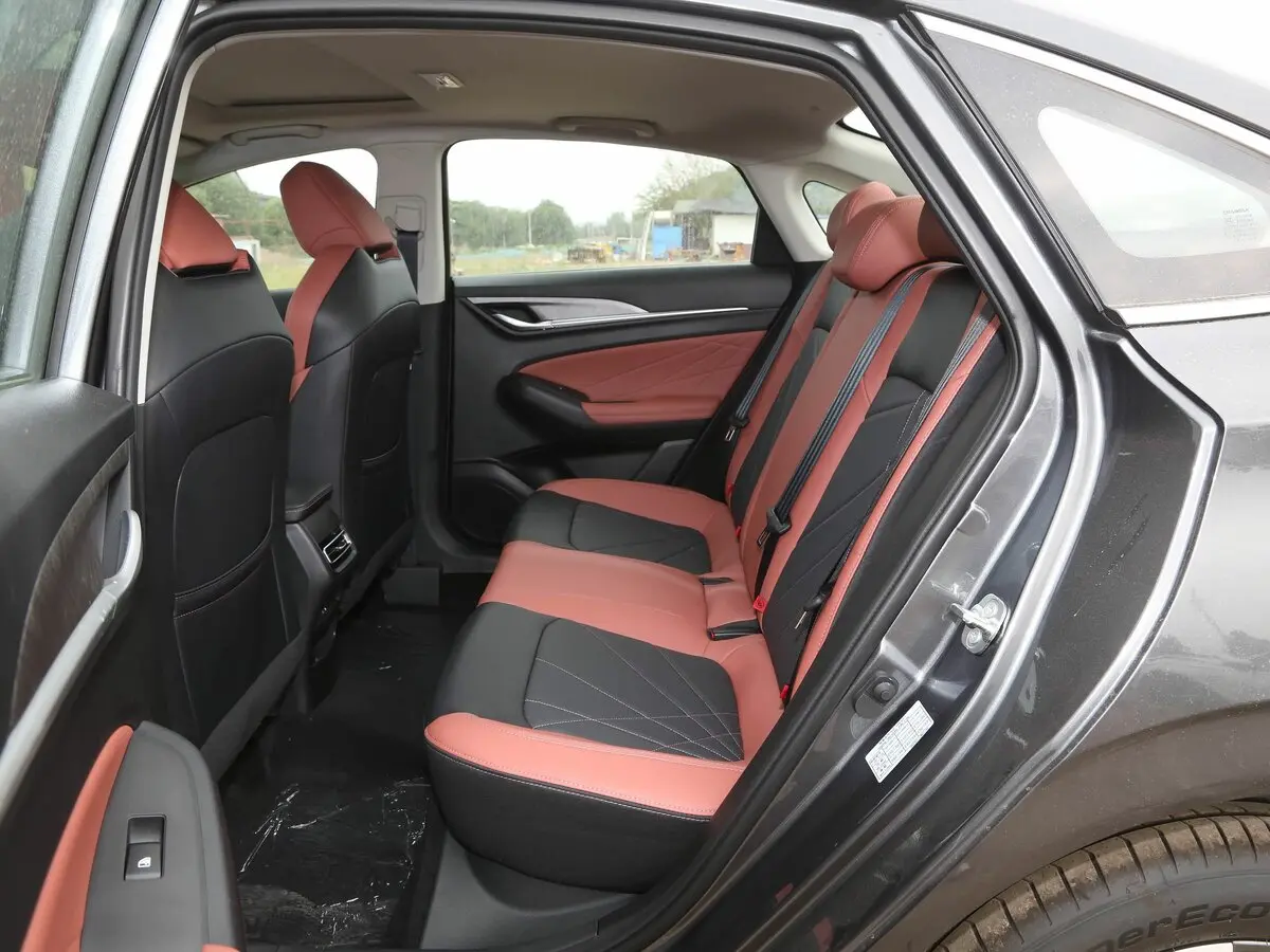 Changan Eado Plus I Рестайлинг Седан — сүрөт 11