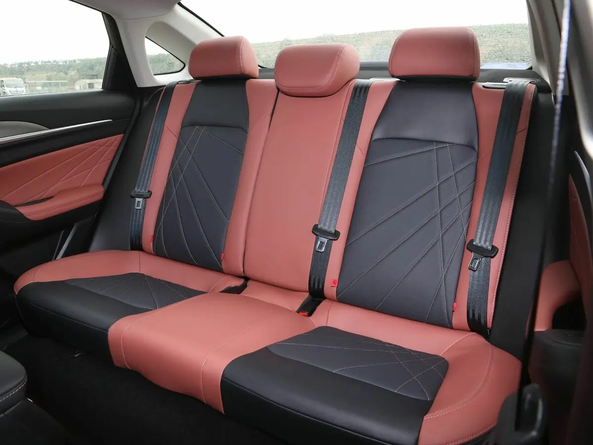 Changan Eado Plus I Рестайлинг Седан — сүрөт 12