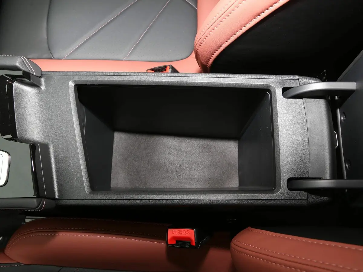 Changan Eado Plus I Рестайлинг Седан — сүрөт 21