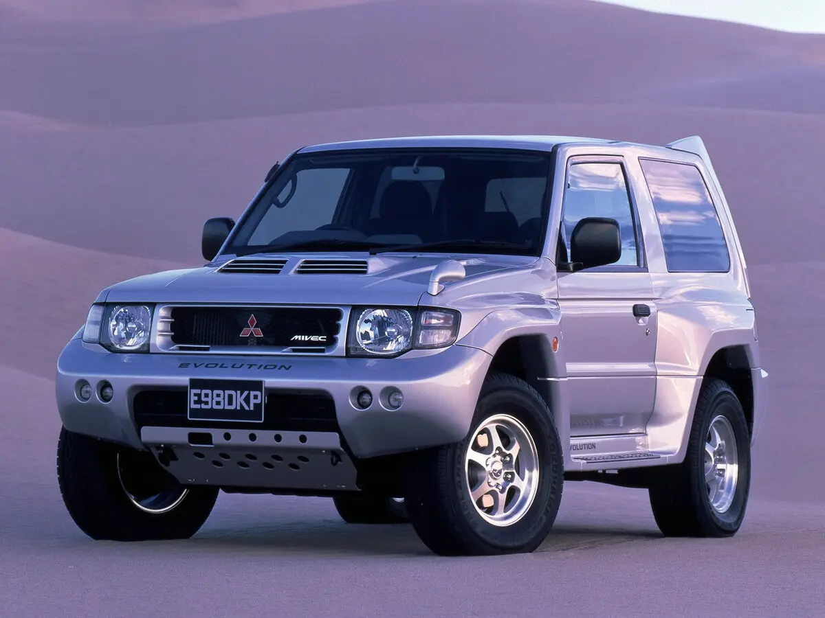 Mitsubishi Pajero II Рестайлинг Внедорожник 3 дв. Evolution