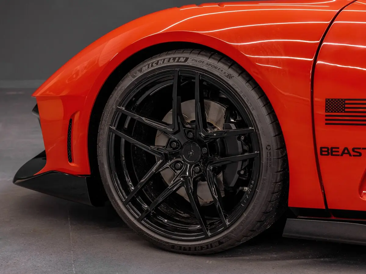 Rezvani Beast II Тарга — 照片 11