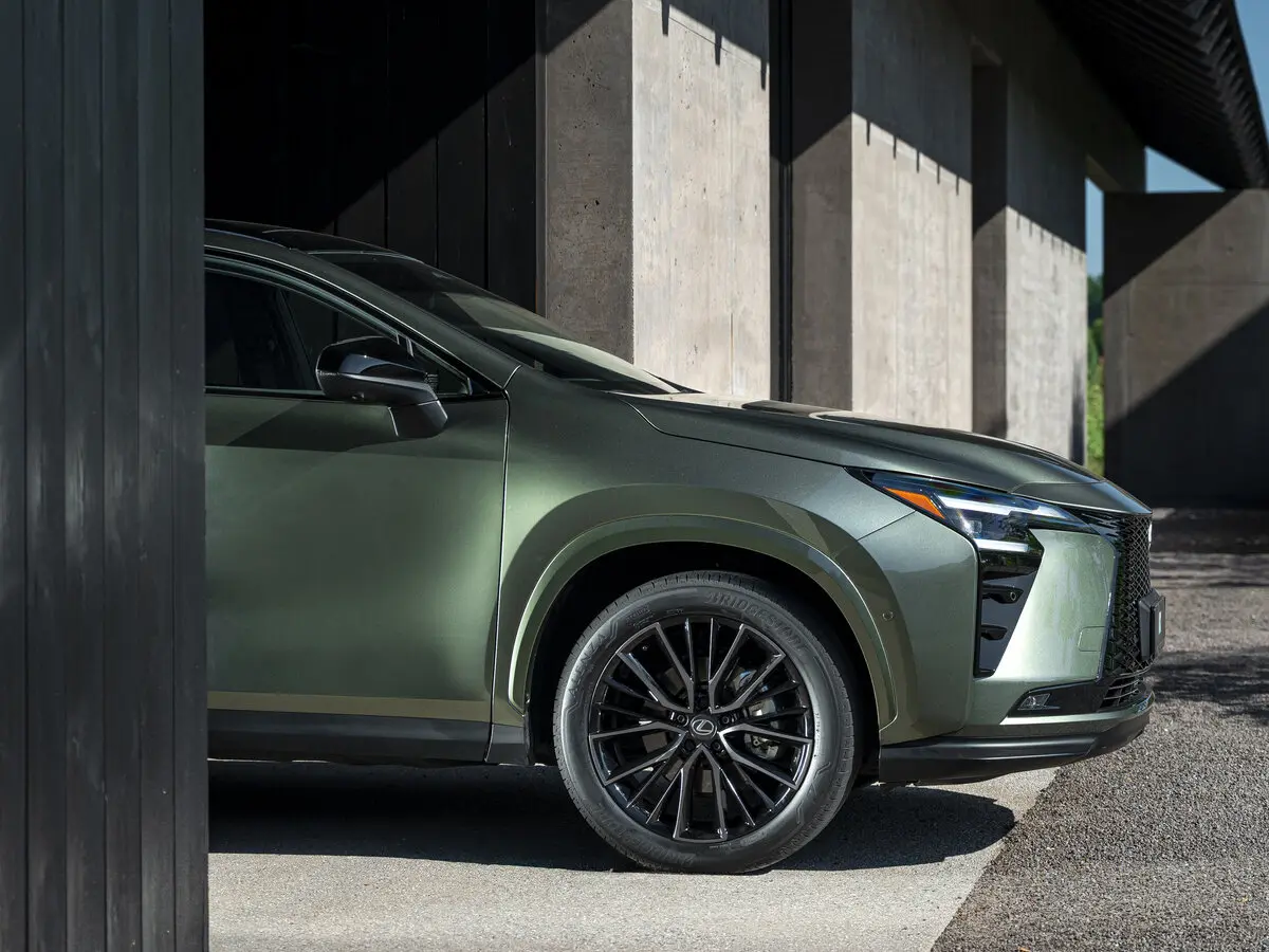 Lexus NX II Рестайлинг Внедорожник 5 дв. — фото 14
