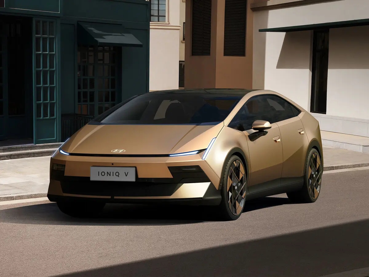 Hyundai IONIQ V 2026 – н.в. Седан — 照片 3