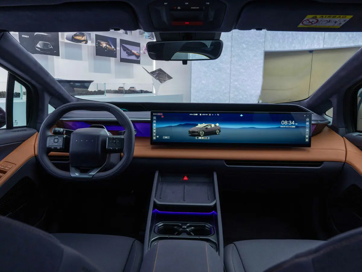 Hyundai IONIQ V 2026 – н.в. Седан — 照片 4