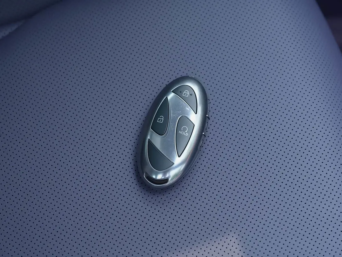 Hyundai IONIQ V 2026 – н.в. Седан — 照片 14