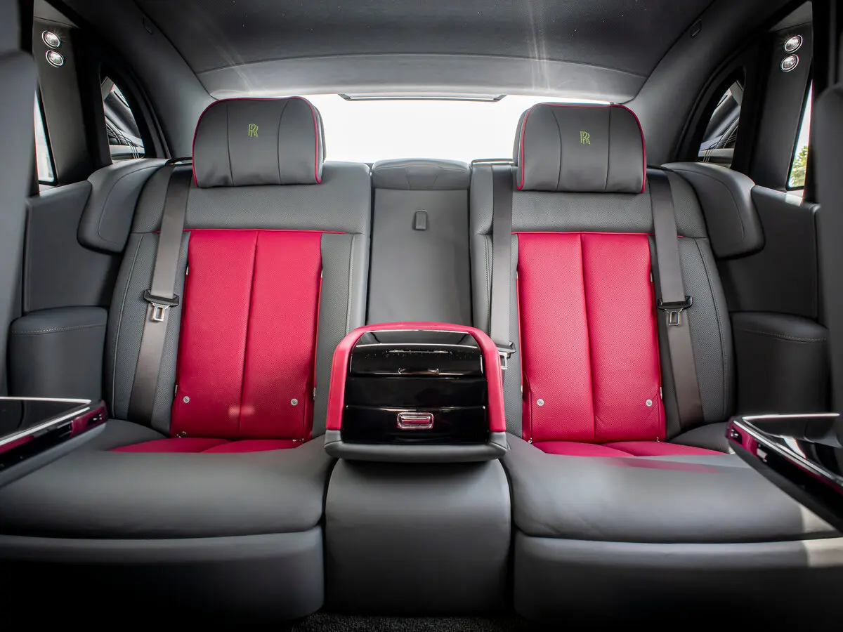 Rolls-Royce Phantom VIII Рестайлинг (Series II) Седан — photo 8