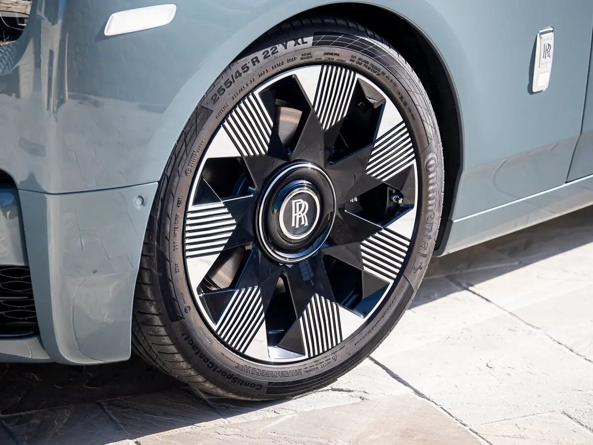 Rolls-Royce Phantom VIII Рестайлинг (Series II) Седан — photo 12
