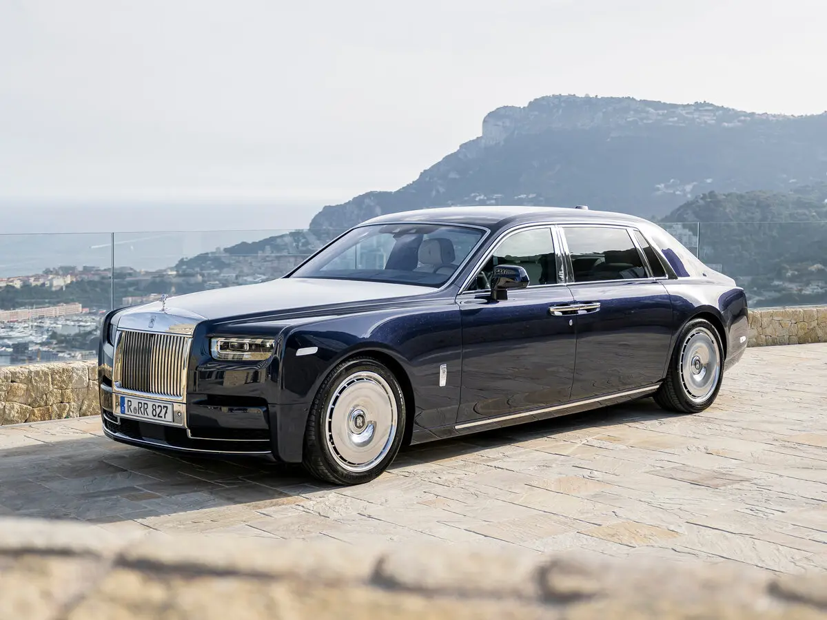 Rolls-Royce Phantom VIII Рестайлинг (Series II) Седан Extended