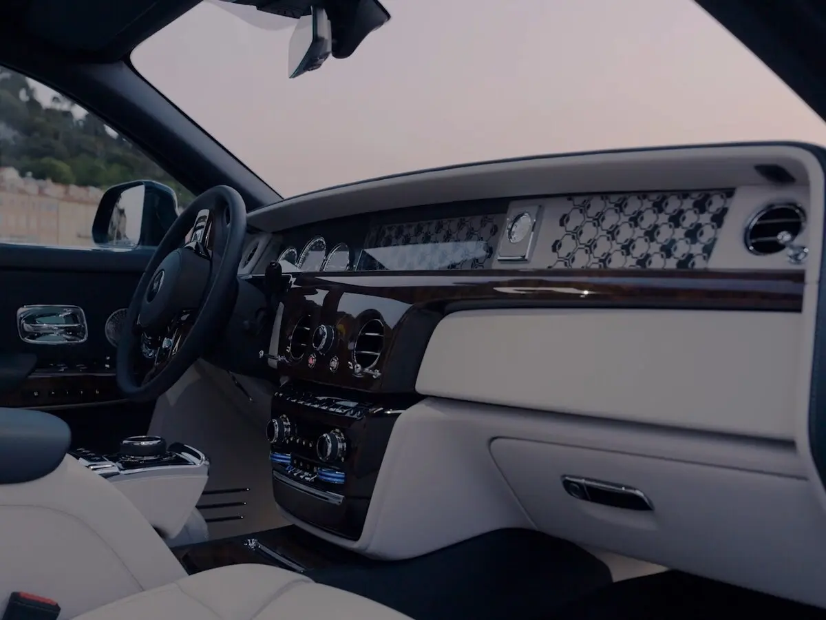 Rolls-Royce Phantom VIII Рестайлинг (Series II) Седан Extended — сүрөт 6