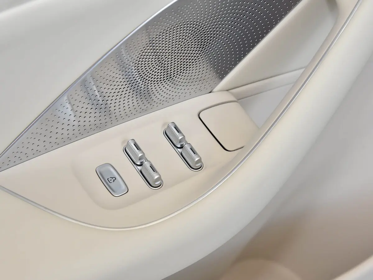 Luxeed R7 I Рестайлинг Внедорожник 5 дв. — сүрөт 13