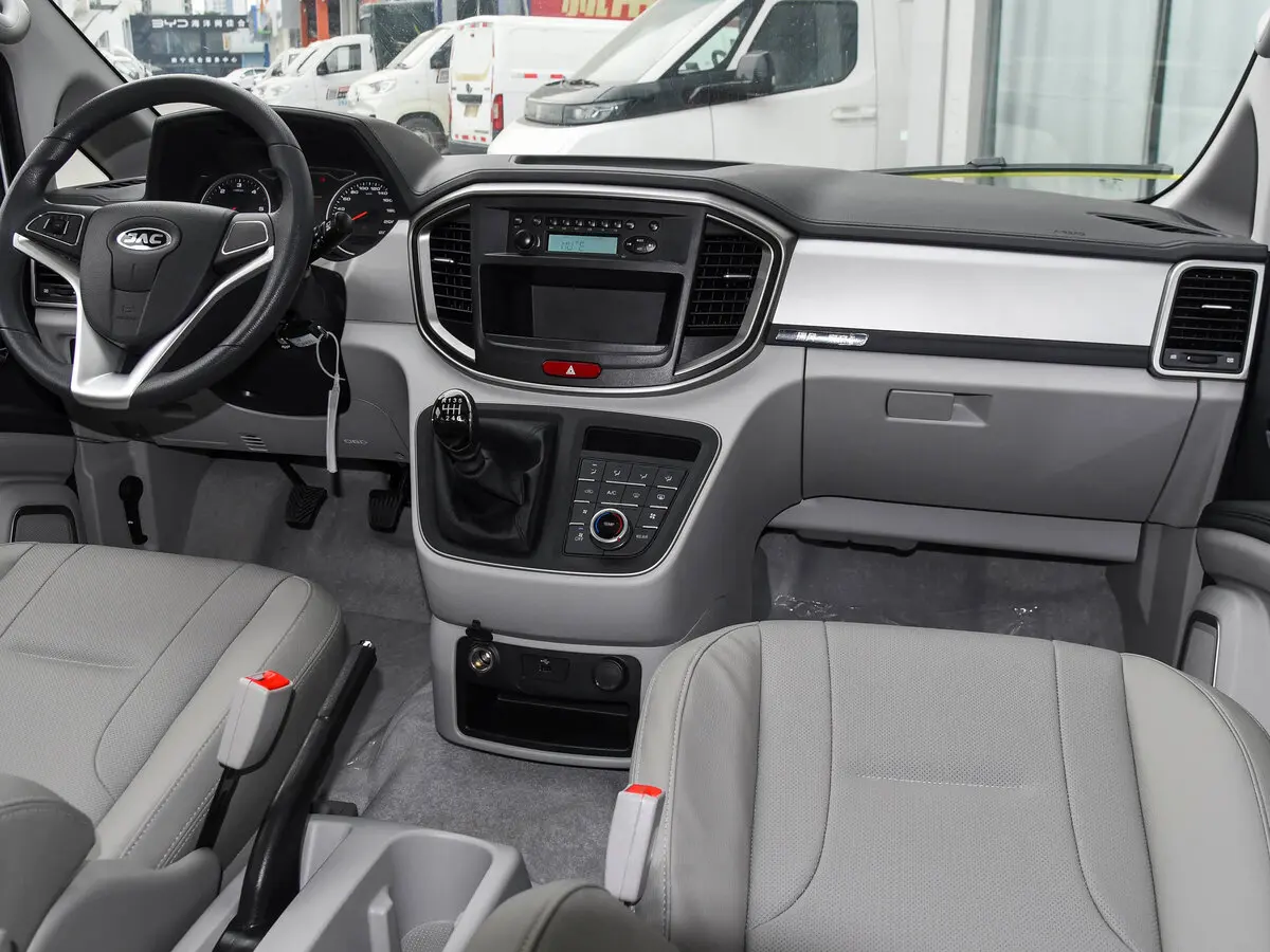 JAC M4 I Рестайлинг Минивэн — сүрөт 7