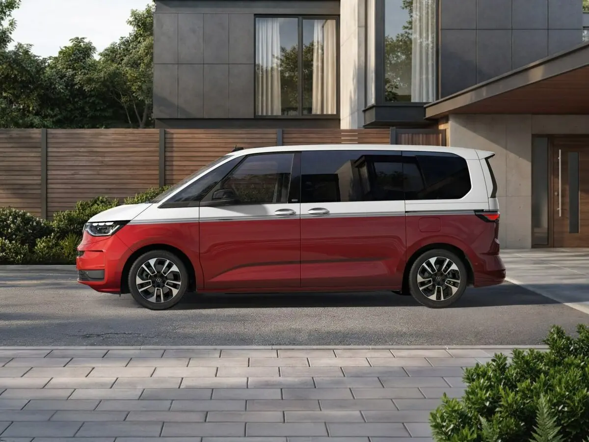 Volkswagen Multivan T7 Рестайлинг Минивэн — фото 2