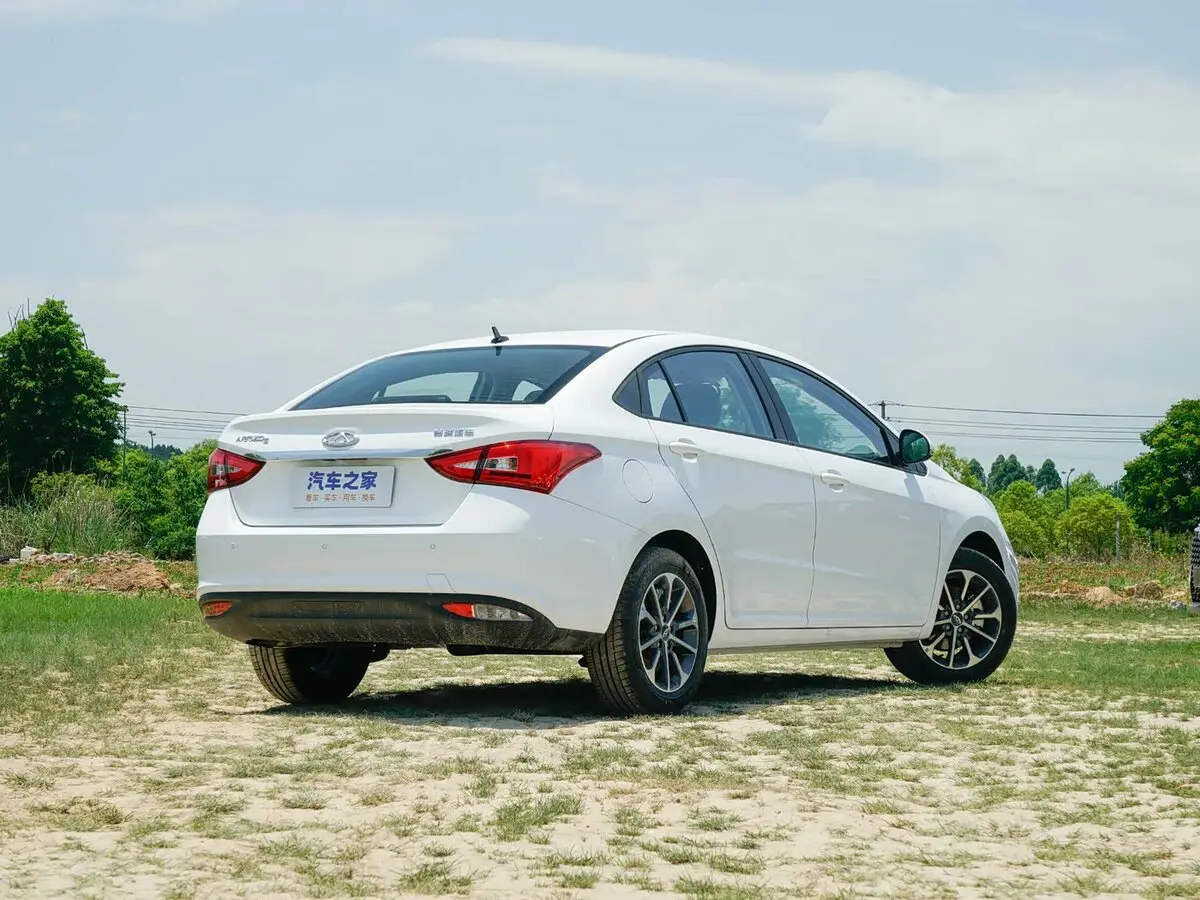 Chery Arrizo 5 I Рестайлинг Седан — 照片 5