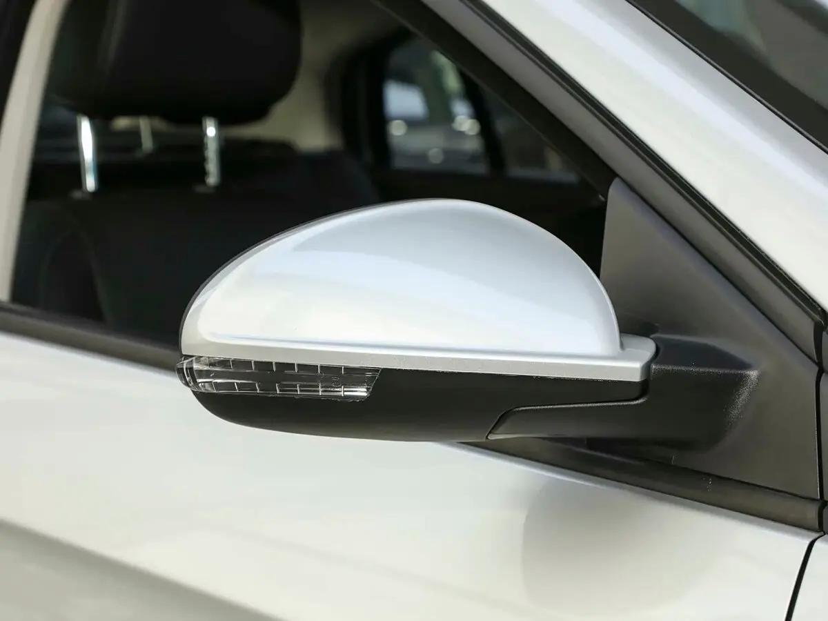 Chery Arrizo 5 I Рестайлинг Седан — 照片 11