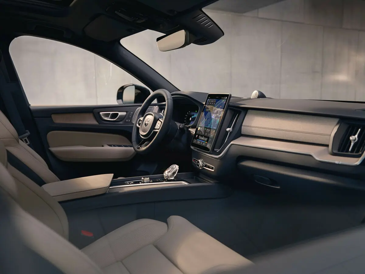 Volvo XC60 II Рестайлинг 3 Внедорожник 5 дв. — сүрөт 7