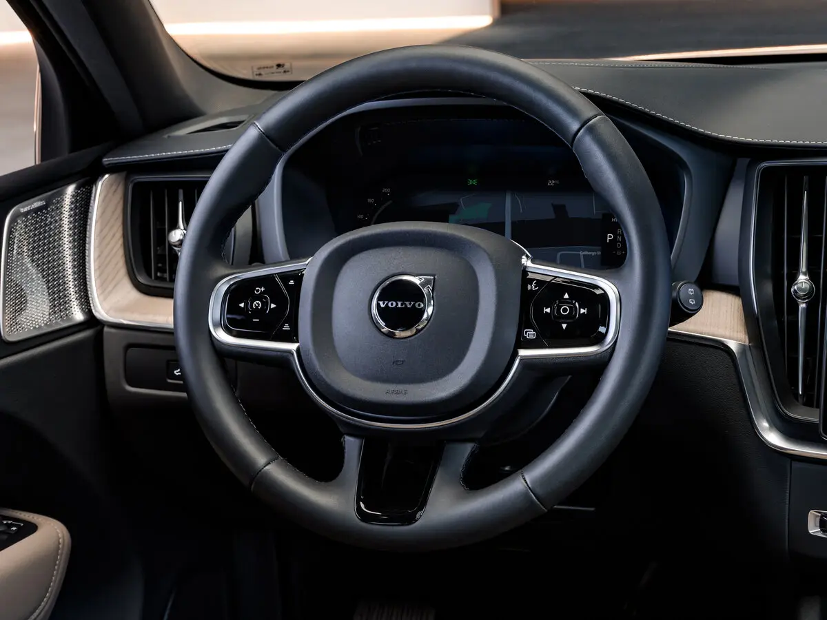 Volvo XC60 II Рестайлинг 3 Внедорожник 5 дв. — сүрөт 9