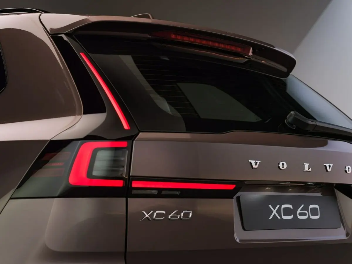 Volvo XC60 II Рестайлинг 3 Внедорожник 5 дв. — сүрөт 15