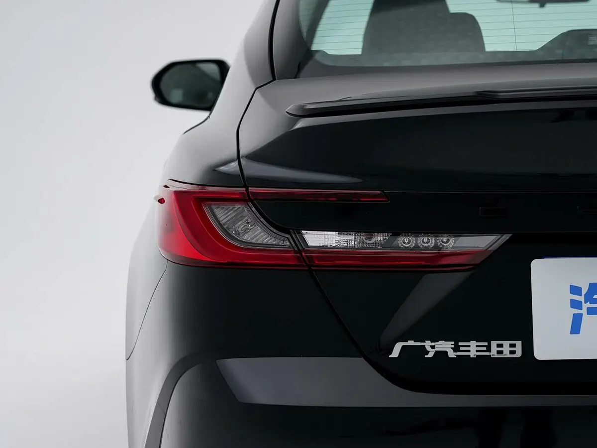 Toyota Camry IX (XV80) China Market Рестайлинг Седан — сүрөт 15