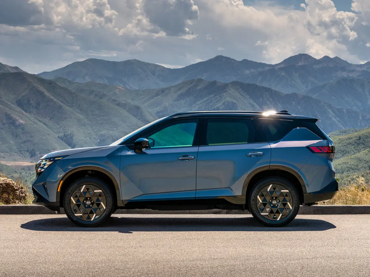 Nissan Rogue IV Внедорожник 5 дв. — сүрөт 2