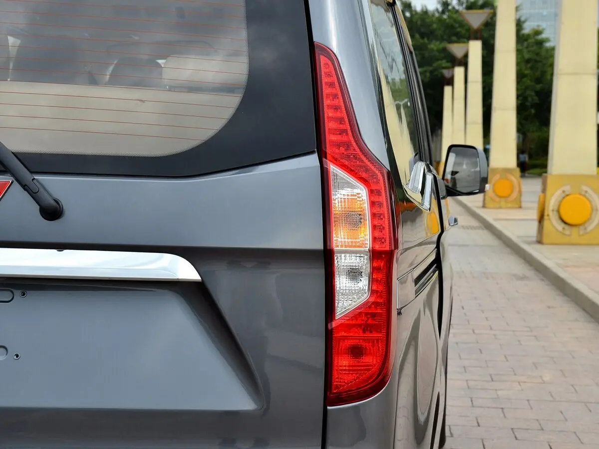 Wuling Journey Classic 2014 – 2018 Минивэн — сүрөт 18