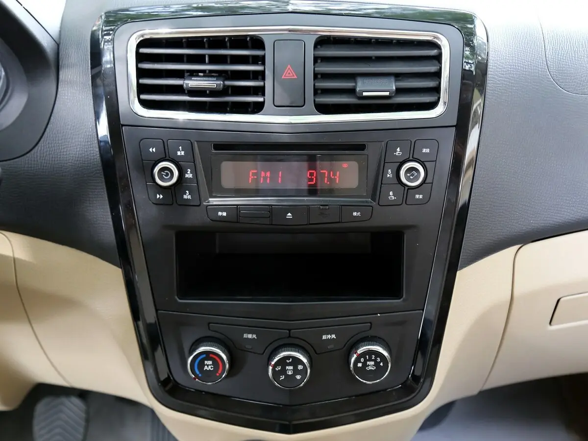 Wuling Journey Classic 2014 – 2018 Минивэн — сүрөт 19