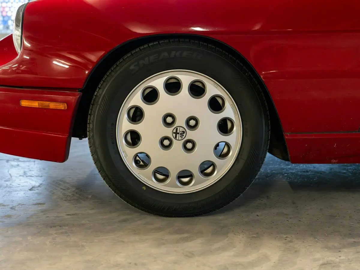 Alfa Romeo Spider I Рестайлинг 3 Кабриолет — сүрөт 15