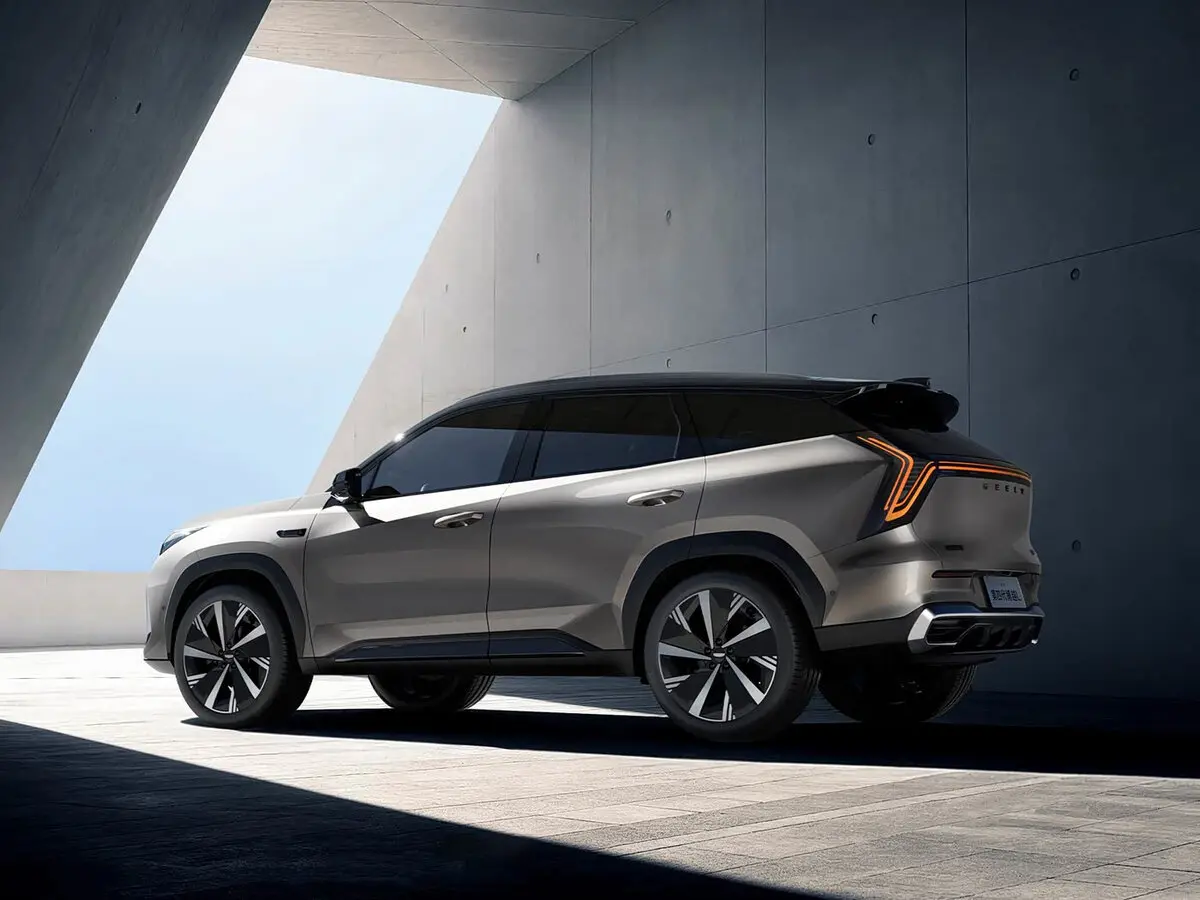 Geely Boyue L II Рестайлинг Внедорожник 5 дв. — сүрөт 4