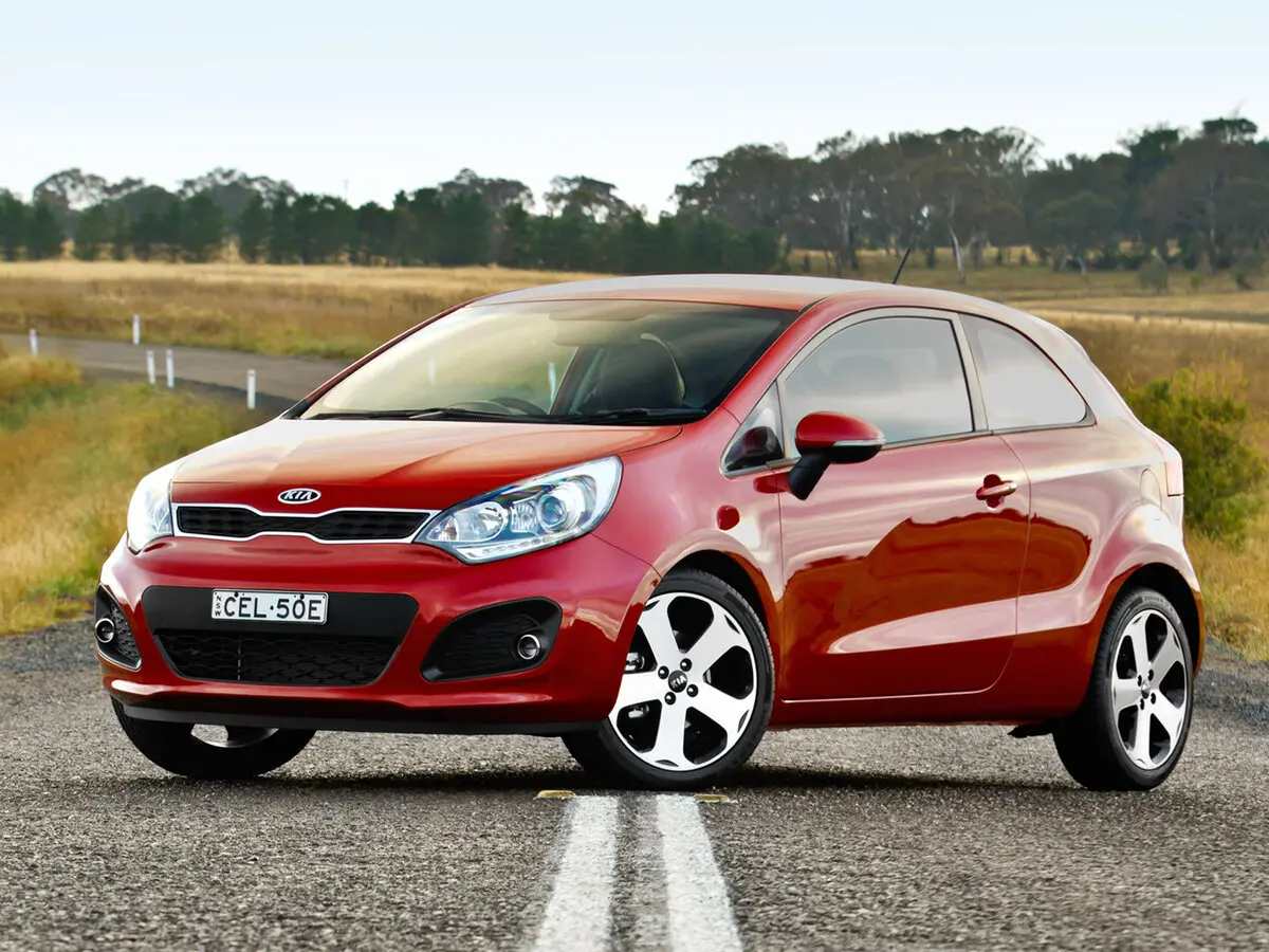 Kia Rio III (Global market) Хэтчбек 3 дв.
