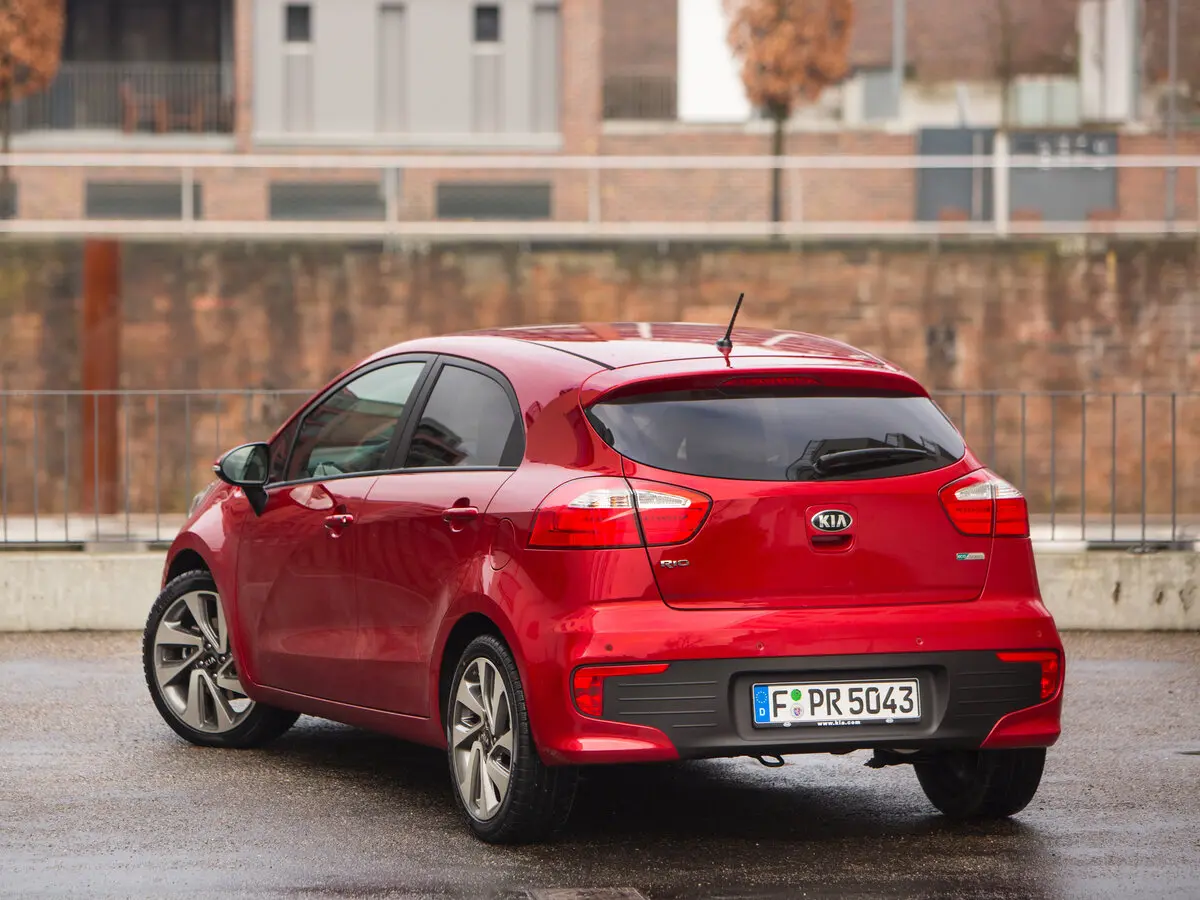 Kia Rio III Рестайлинг (Global market) Хэтчбек 5 дв. — фото 5