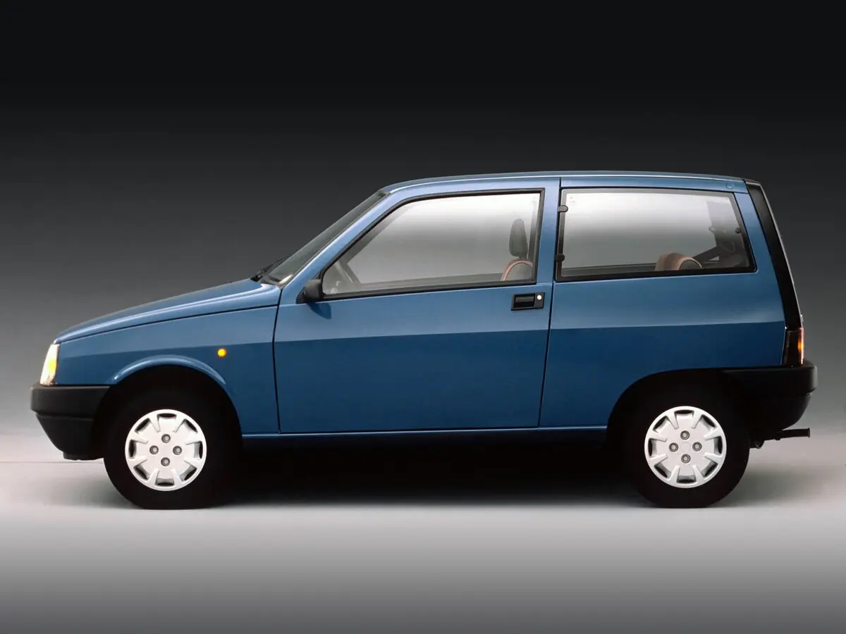 Lancia Y10 I Рестайлинг Хэтчбек 3 дв. — 照片 2