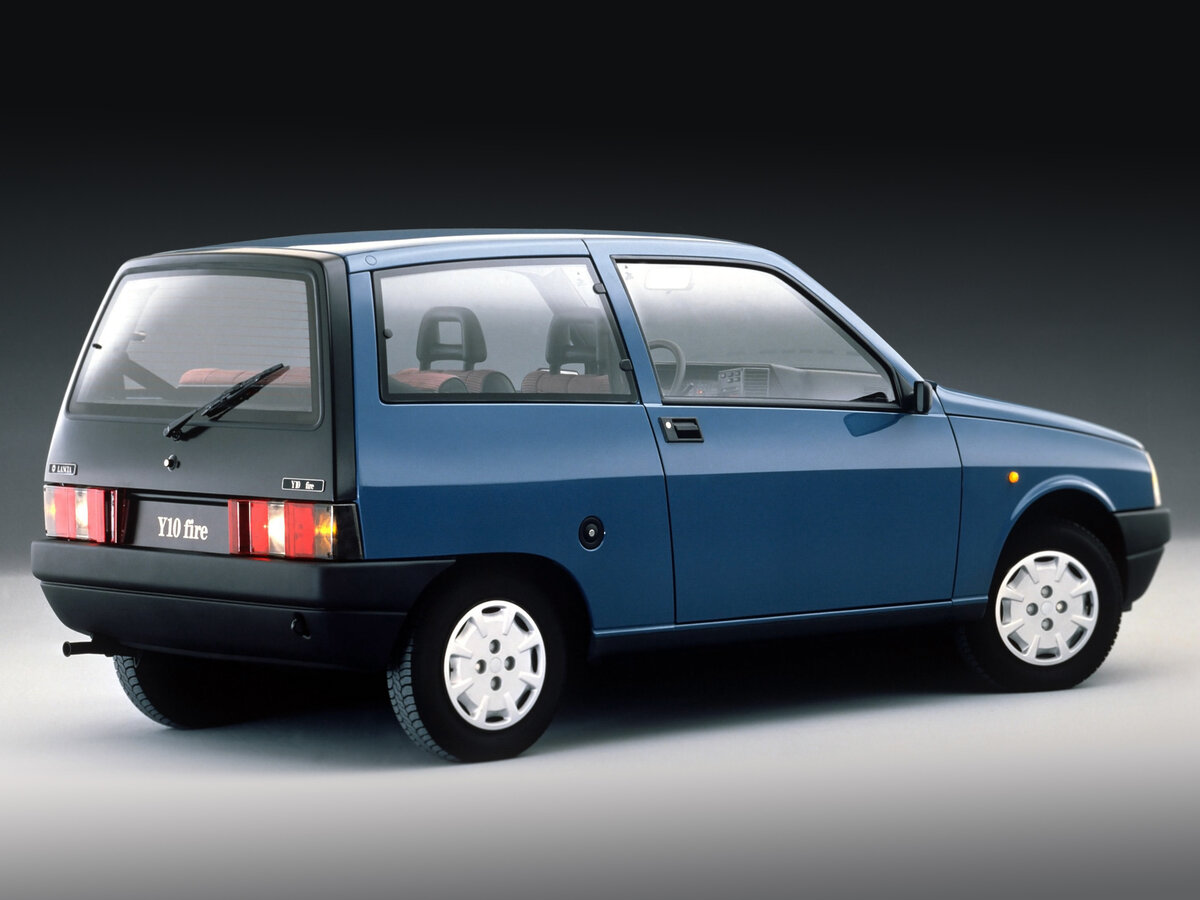Lancia Y10 I Рестайлинг Хэтчбек 3 дв. — фото 6