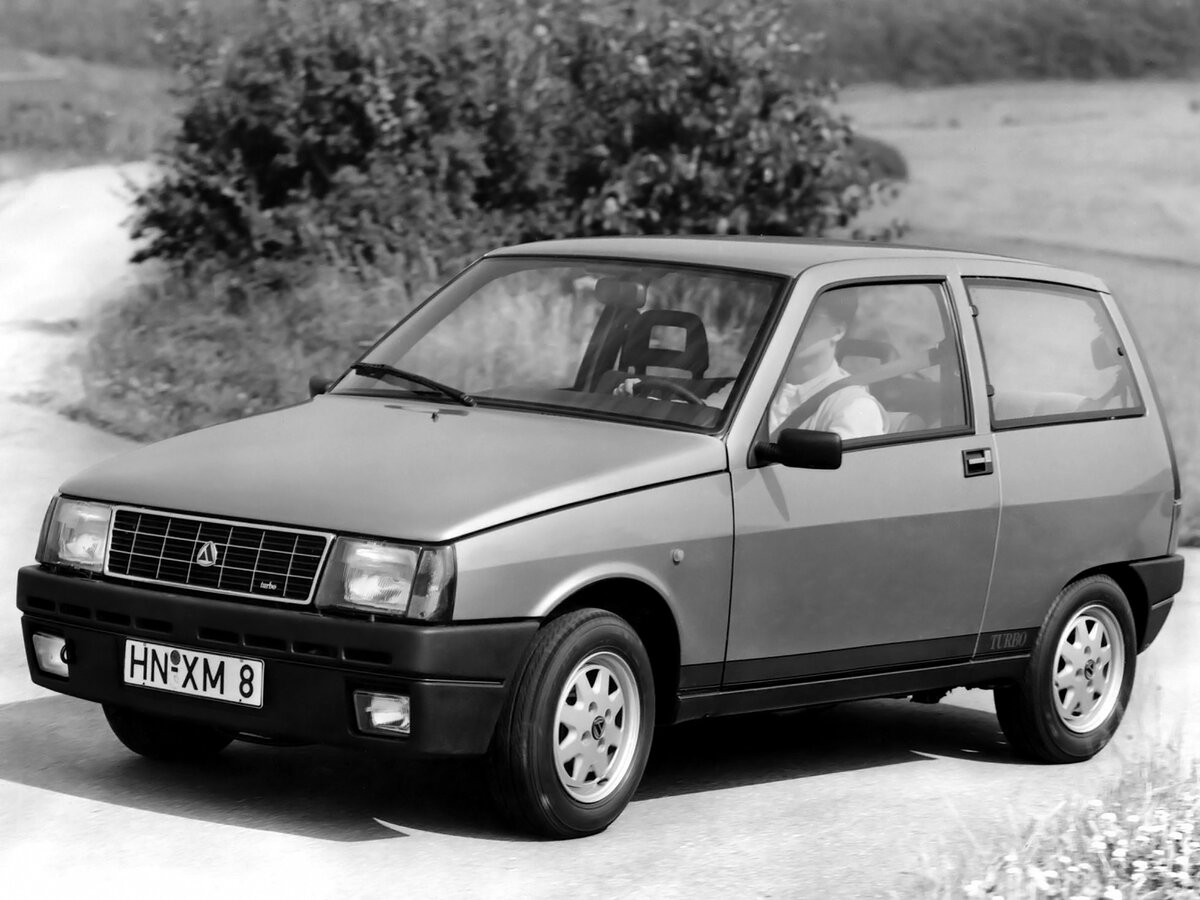 Lancia Y10 i Хэтчбек 3 дв. Turbo — фото 2