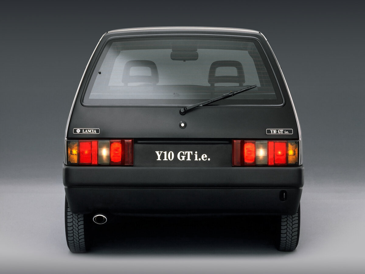 Lancia Y10 I Рестайлинг Хэтчбек 3 дв. GT — фото 5