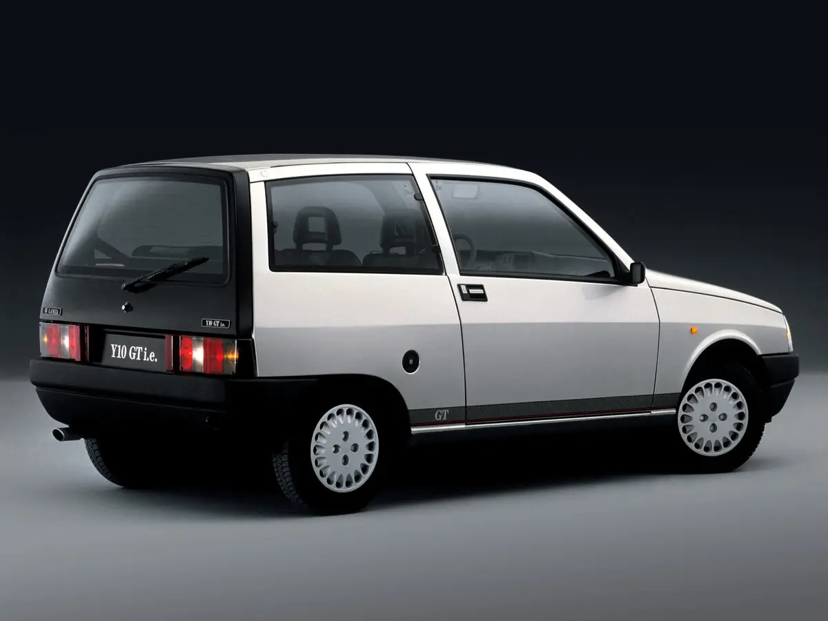 Lancia Y10 I Рестайлинг Хэтчбек 3 дв. GT — сүрөт 5