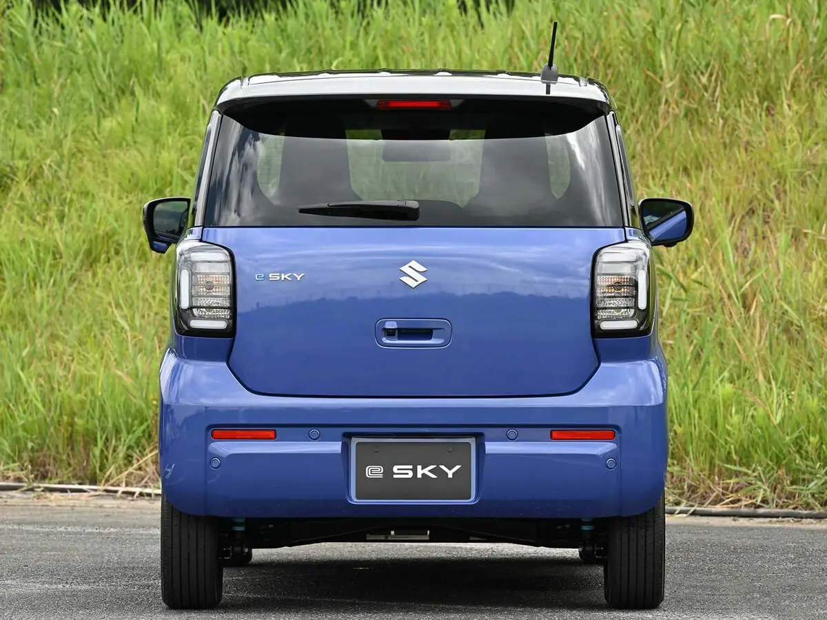 Suzuki e Sky 2026 – н.в. Хэтчбек 5 дв. — photo 4