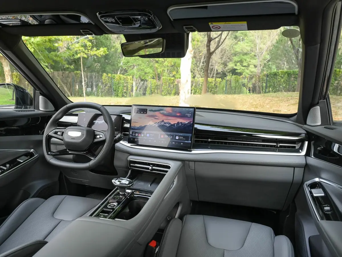 Geely Boyue II Рестайлинг 2 Внедорожник 5 дв. — photo 7