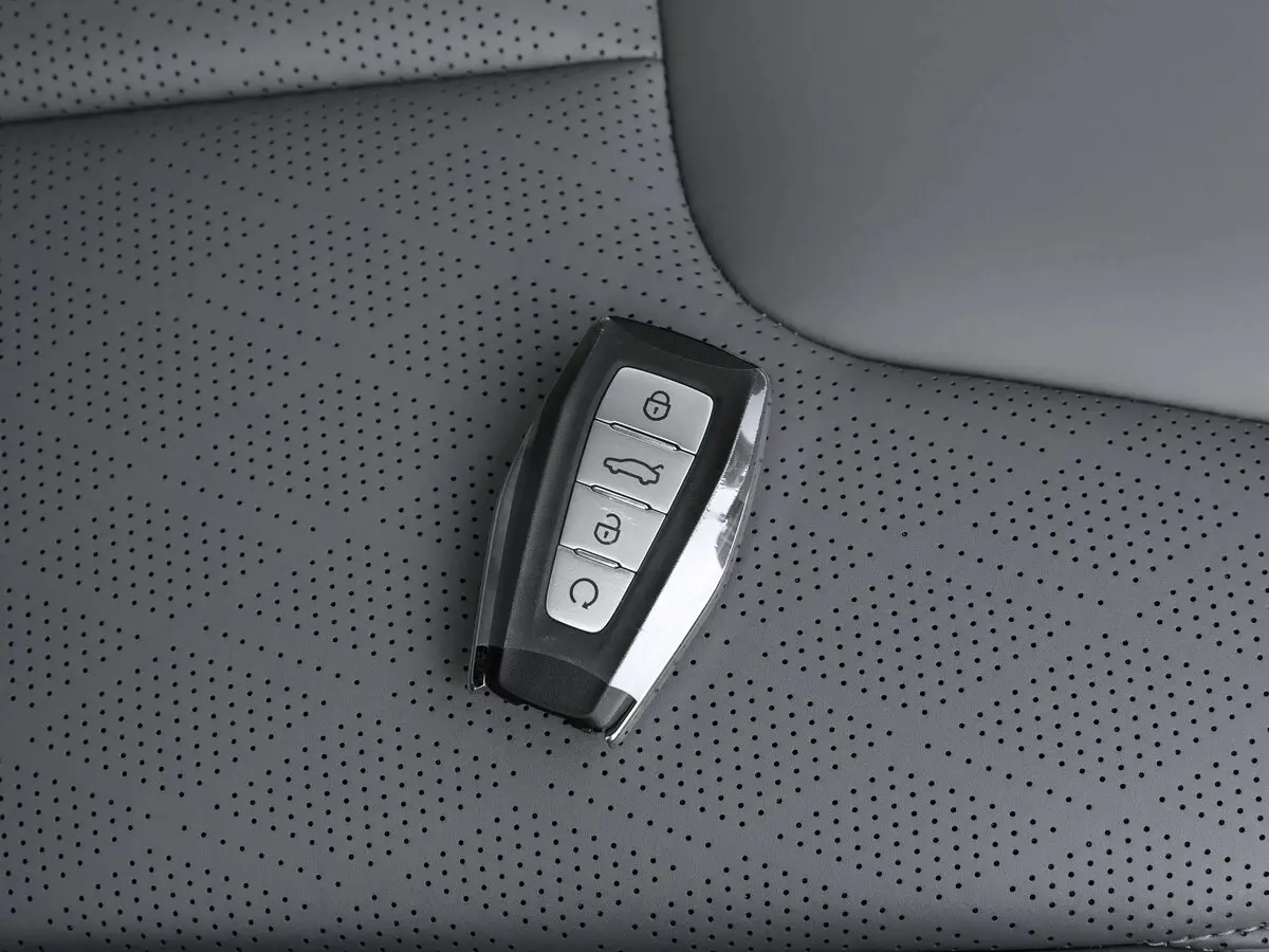 Geely Boyue II Рестайлинг 2 Внедорожник 5 дв. — photo 20