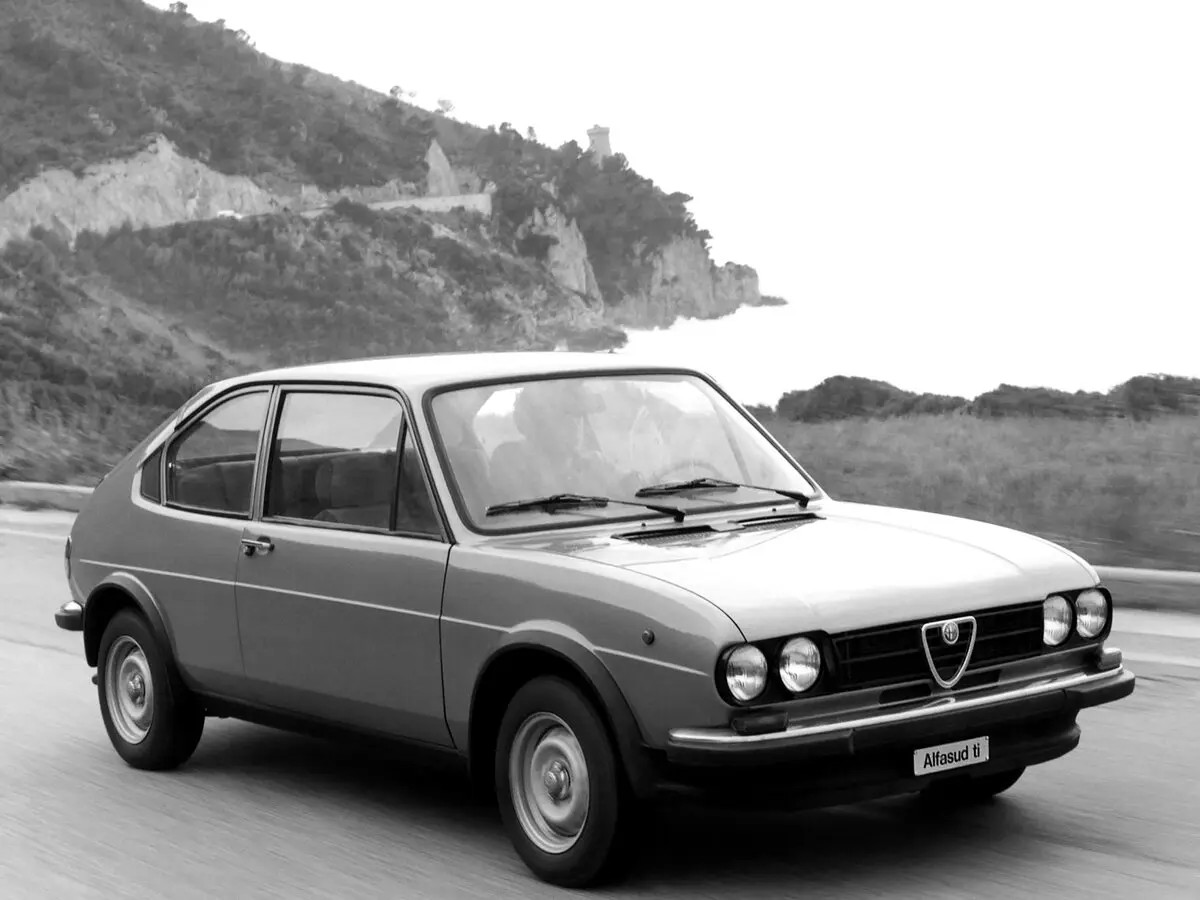 Alfa Romeo Alfasud I Рестайлинг 1 Фастбек TI