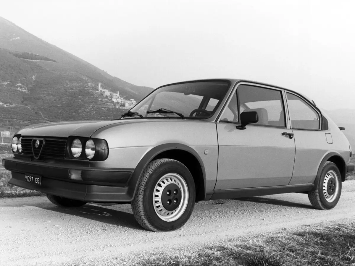 Alfa Romeo Alfasud I Рестайлинг 2 Фастбек TI