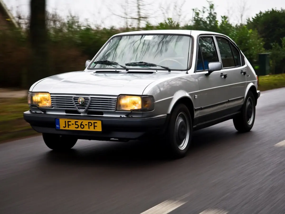 Alfa Romeo Alfasud I Рестайлинг 2 Хэтчбек 5 дв.