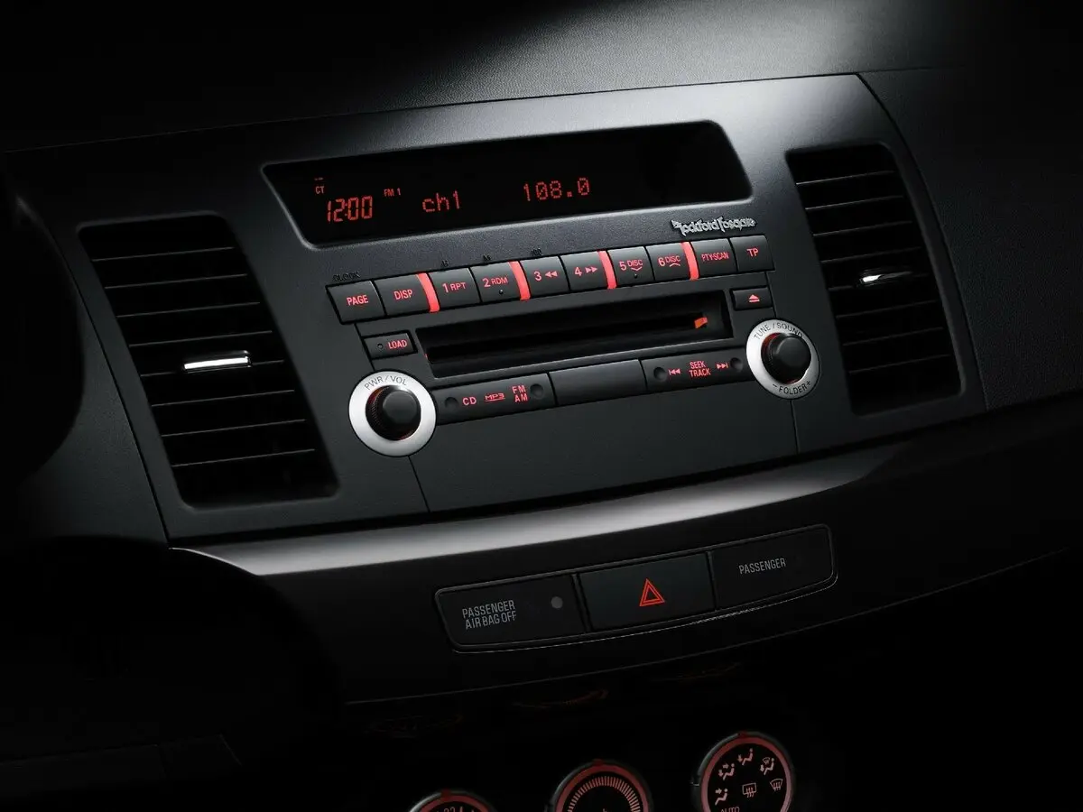 Mitsubishi Lancer Evolution X Седан — сүрөт 17
