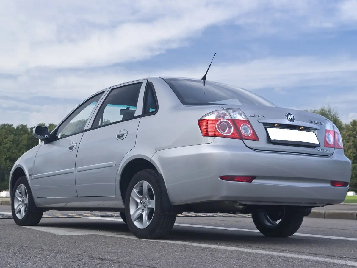 Lifan Breez (520) 2007 – 2014 Седан — 照片 5