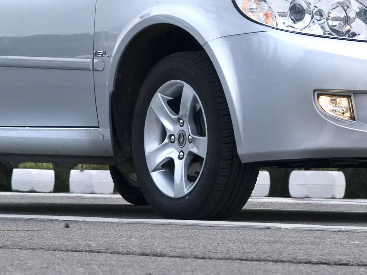 Lifan Breez (520) 2007 – 2014 Седан — 照片 10